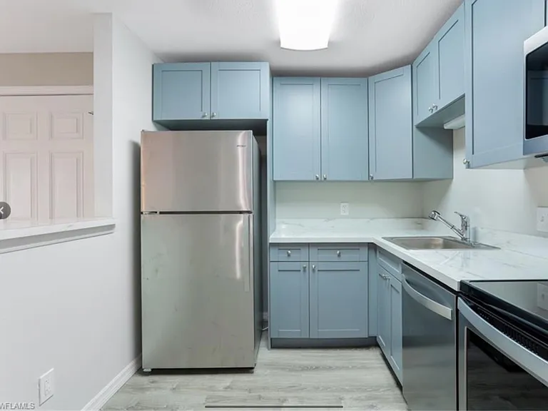 17420 Birchwood Ln #2 — Photo 6