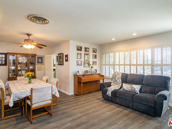 3rd image of 6206 Teesdale Ave