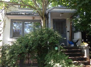 5741 26th Ave NE, Seattle, WA 98105