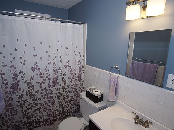 5th image of 1808 Mac Alice Dr