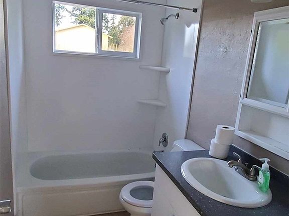 5th image of 10604 13th Avenue Ct S