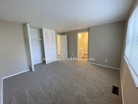 5th image of 5334 Lunsford Cir