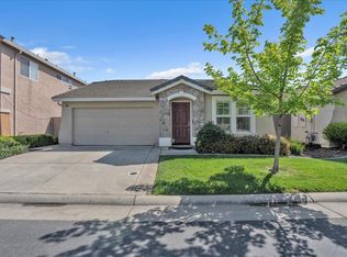 1545 Black Bear St, Roseville, CA 95747