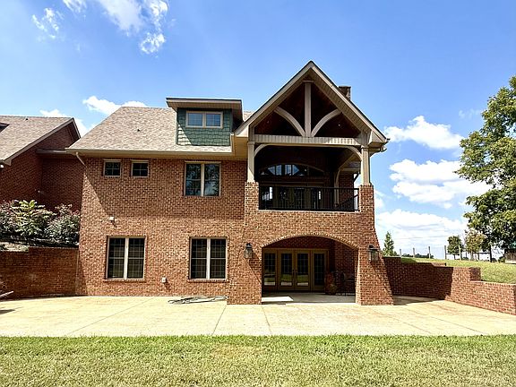 4th image of 44 Westside Rd S