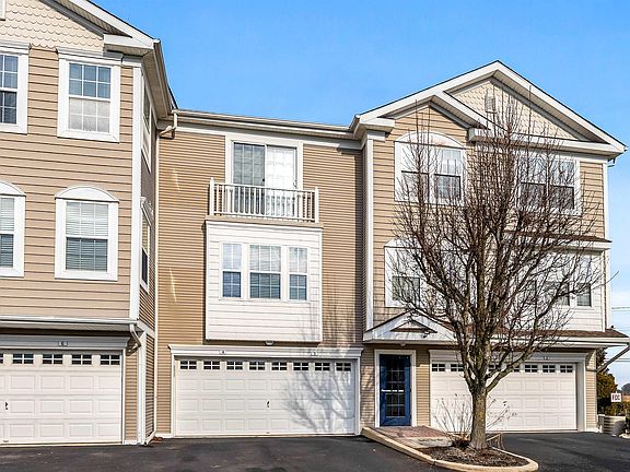 2nd image of 3 Bayside Dr #3