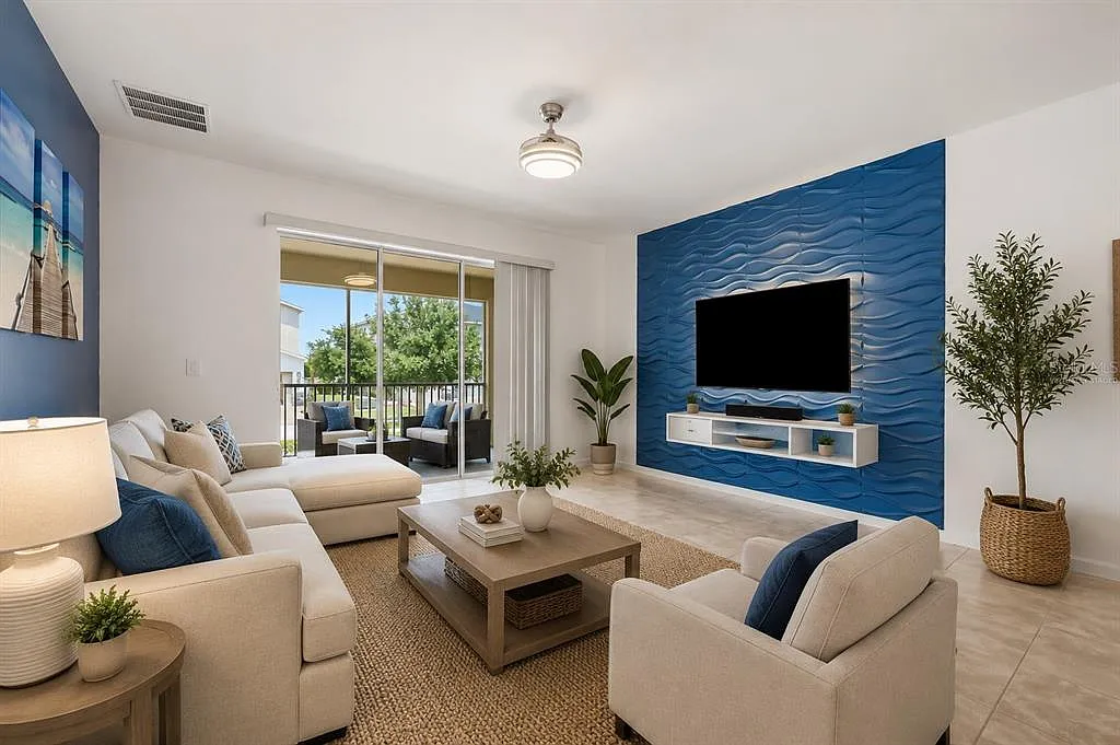 3 bed, 2.0 bath, 1788 sqft, $2,395 — Photo 2