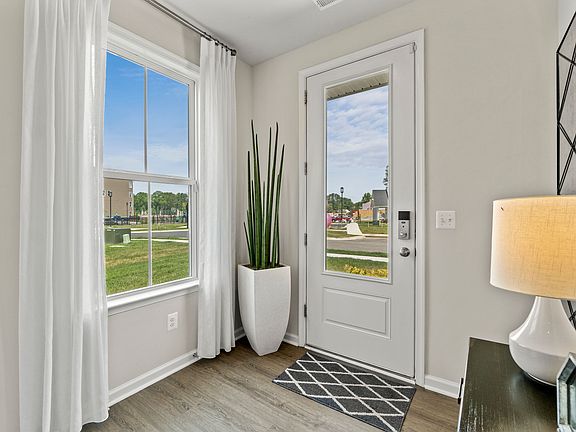 2nd image of 535 McCormick Farm Pl