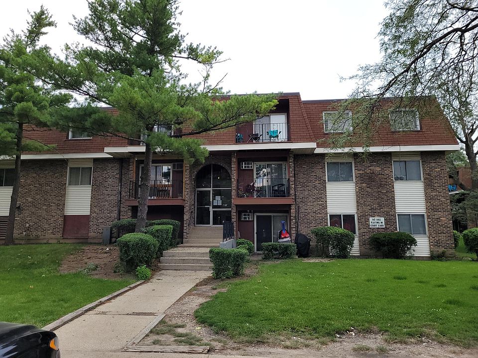 1st image of 580 Hill Dr APT 201
