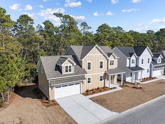 3rd image of 4774 Yellowood Dr