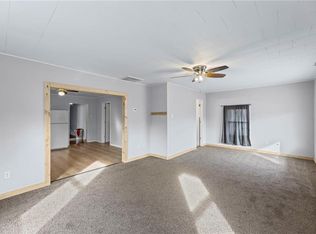 140 Walnut Ave, Osawatomie, KS 66064