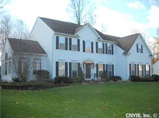 6128 Ketch Dr, Cicero, NY 13039