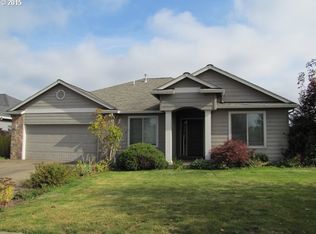 117 9th St, Jefferson, OR 97352