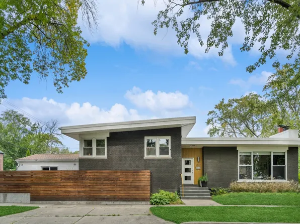 2804 W Rascher Ave, Chicago, IL 60625