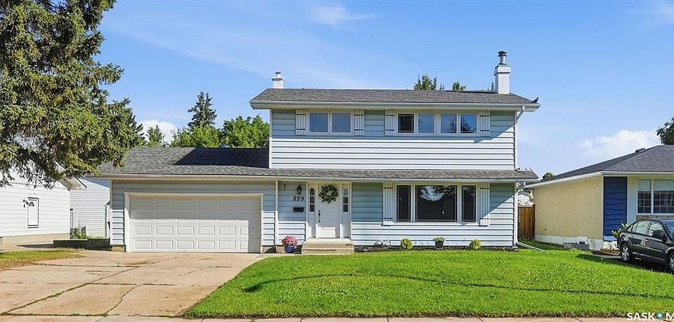 1st image of 229 ANDERSON CRESCENT