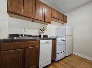 917 W Waveland Ave APT 1A, Chicago, IL 60613