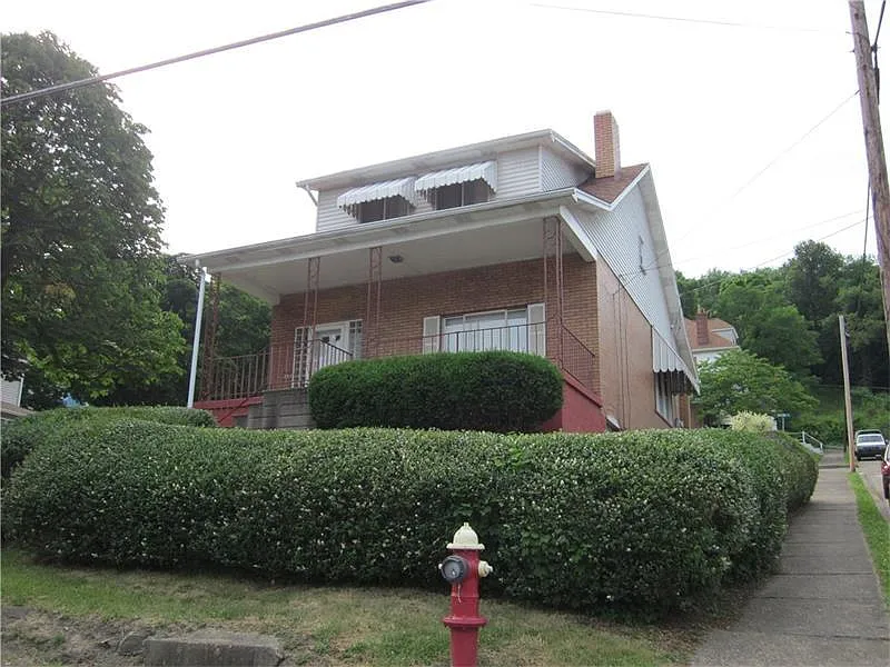 200 W 11th Ave photo 1