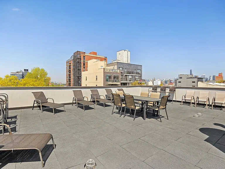 589 5th Ave #2R — Photo 17