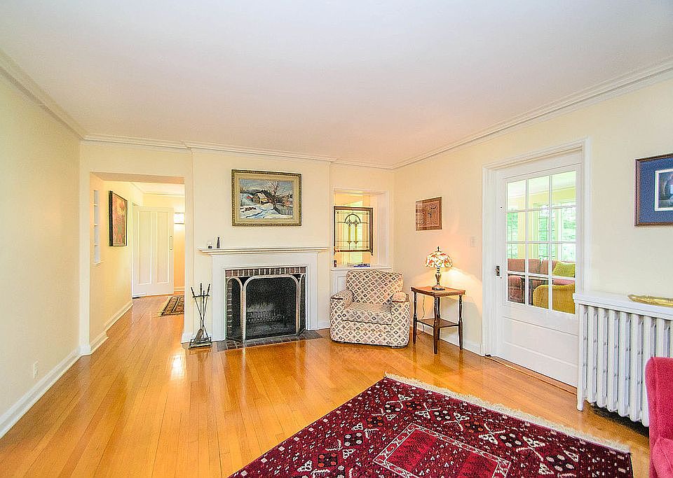 2132 Brockman Blvd, Ann Arbor, MI 48104 Zillow