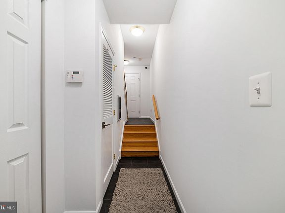 3rd image of 23 Brewerytown Ct