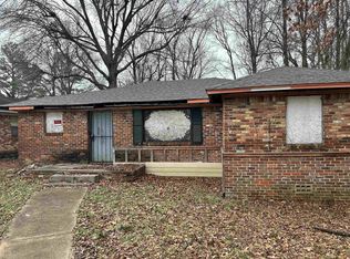 369 Hewlett Rd, Memphis, TN 38109