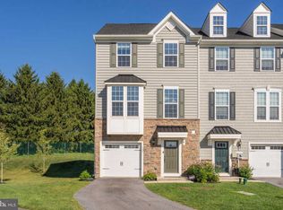 195 Cricket Dr, Malvern, PA