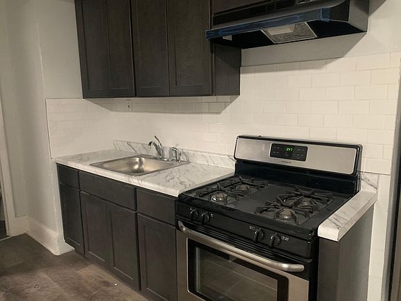5th image of 169 N Arlington Ave #42