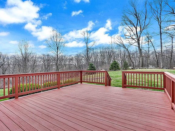 3rd image of 17 Coffey Ln