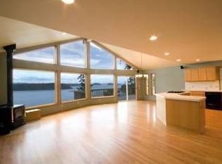 5274 Anglers Haven Dr, Oak Harbor, WA 98277