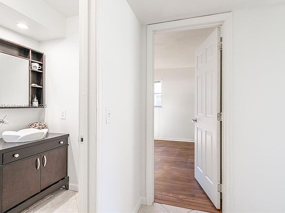 5th image of 4528 SW 54th St APT 301-B