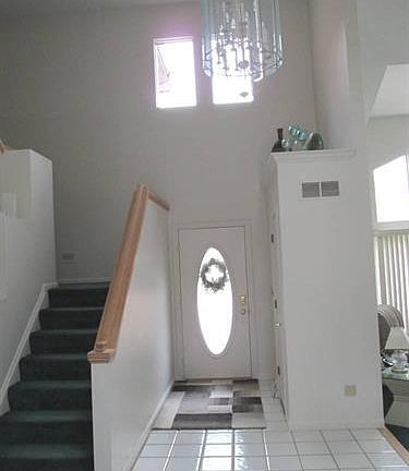 3rd image of 2188 Oakwood St