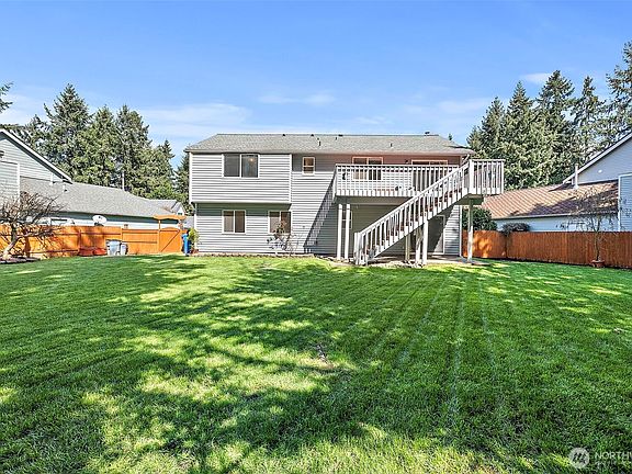 5th image of 17225 90th Avenue E