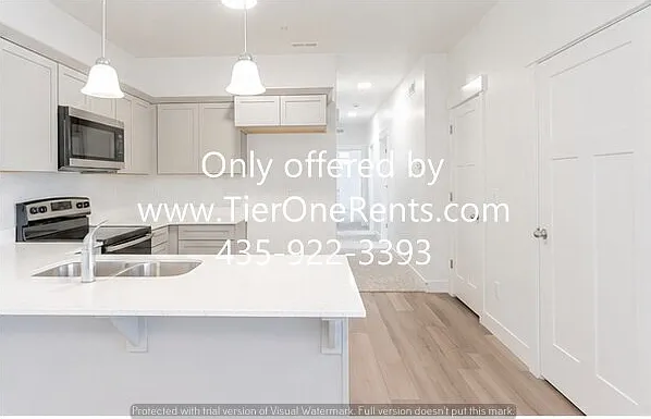 13606 S Hanley Ln #R202 — Photo 9