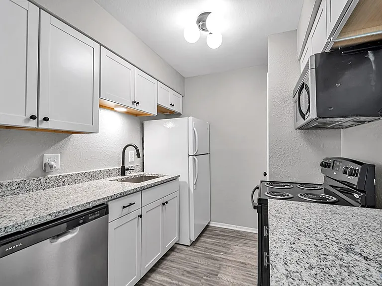 4700 Boulder Dr #1206 — Photo 30