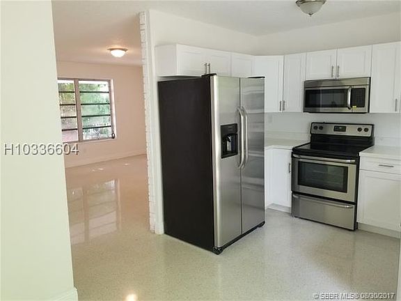 4th image of 5409 NE 2nd Ter