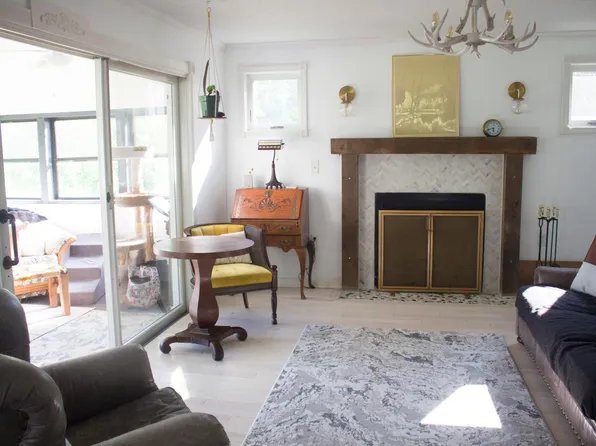 18116 Captive Lake Rd, Garrison, MN 56450