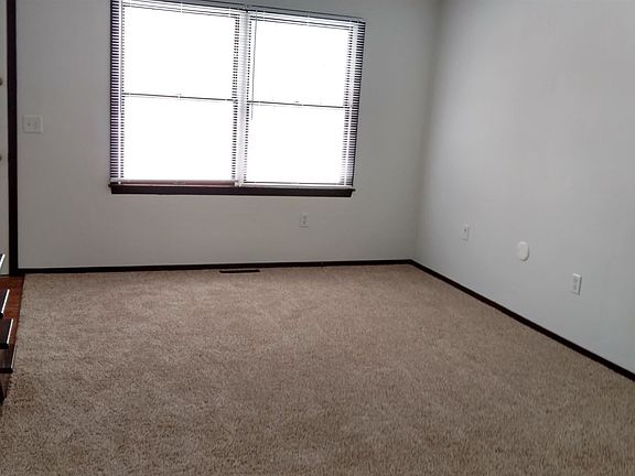 3rd image of 65 E Main St APT 10