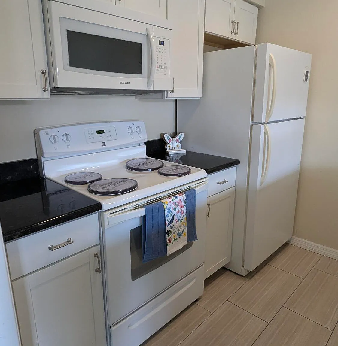 1 bed, 1.0 bath, 792 sqft, $1,350 — Photo 3