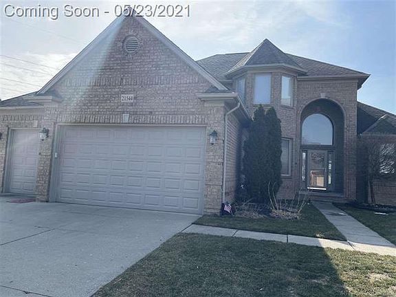 3rd image of 21544 Castellana Dr