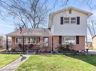 32031 Wyoming St, Livonia, MI 48150