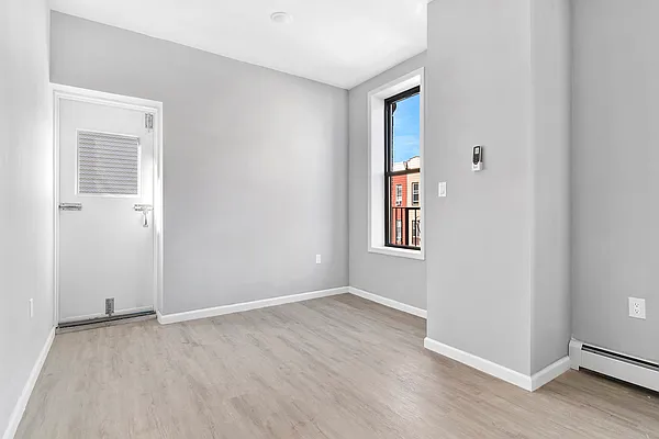 Rented by Compass | media 2