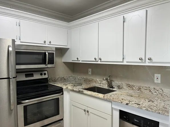 650 Horizons E APT 107, Boynton Beach, FL 33435