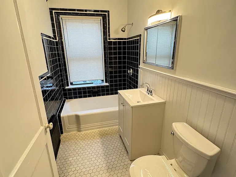 1462 Commonwealth Ave #2R — Photo 24