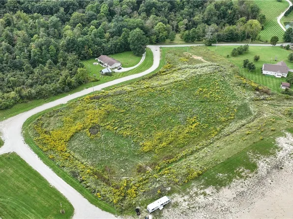 Lude Rd, Saint Clairsville, OH 43950