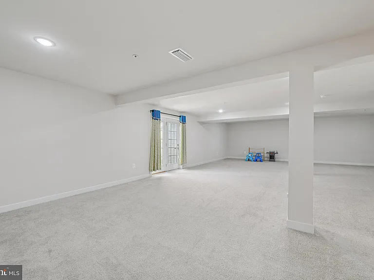 5830 Barts Way — Photo 38