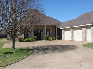 6310 Bayou Crossing Dr, Alexandria, LA 71303