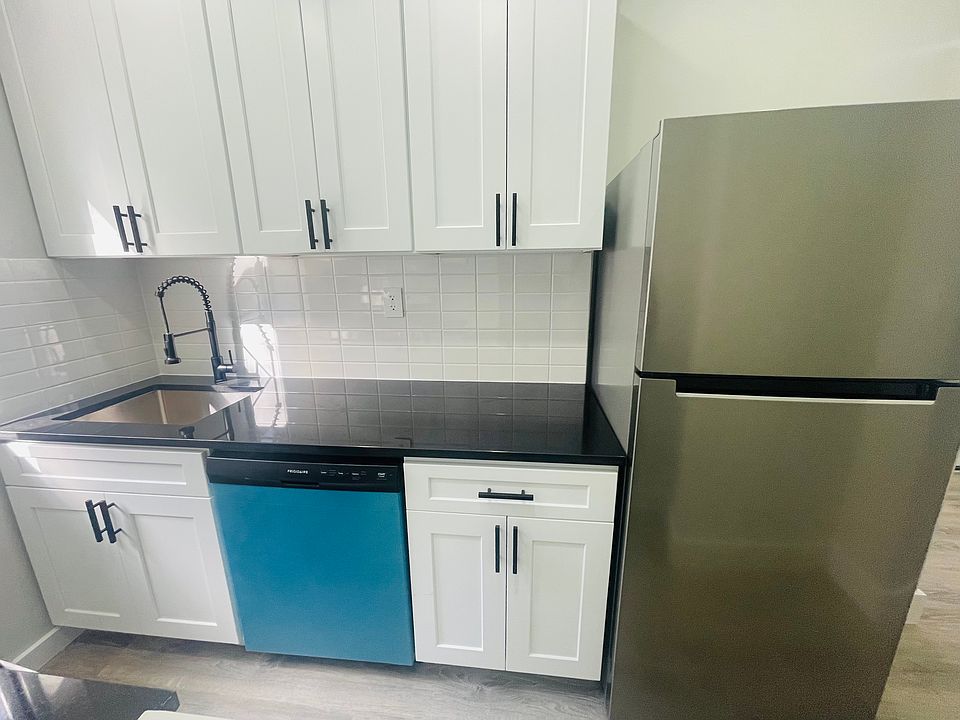 1st image of 5995 Riverdale Ave APT 3R