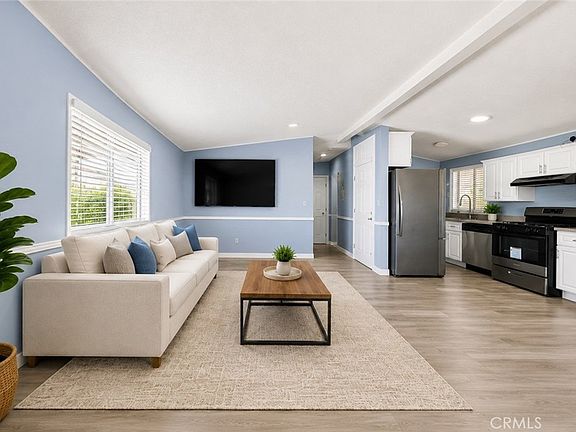 5th image of 10701 Cedar Ave Space 207