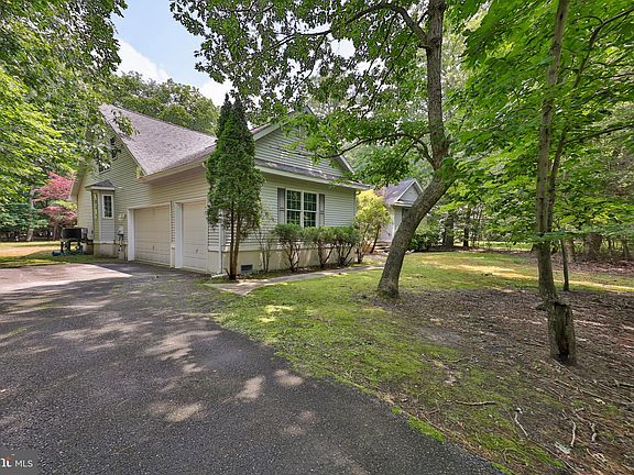 2nd image of 419 N Creek Cir