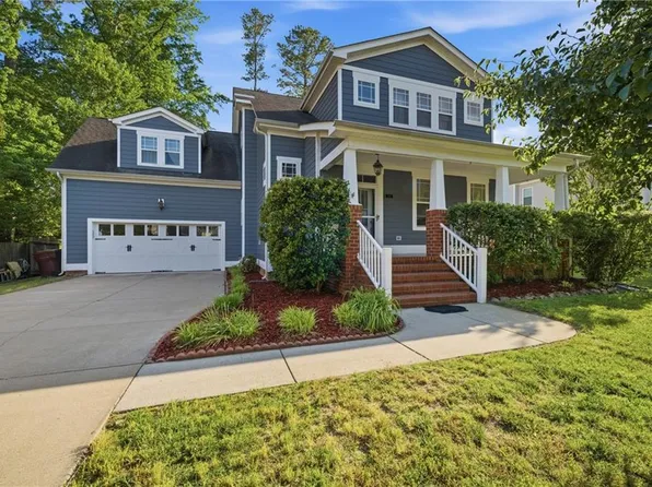 1853 Rockwood Dr, Chesapeake, VA 23323