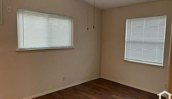 5th image of 6003 Hazel Valley St